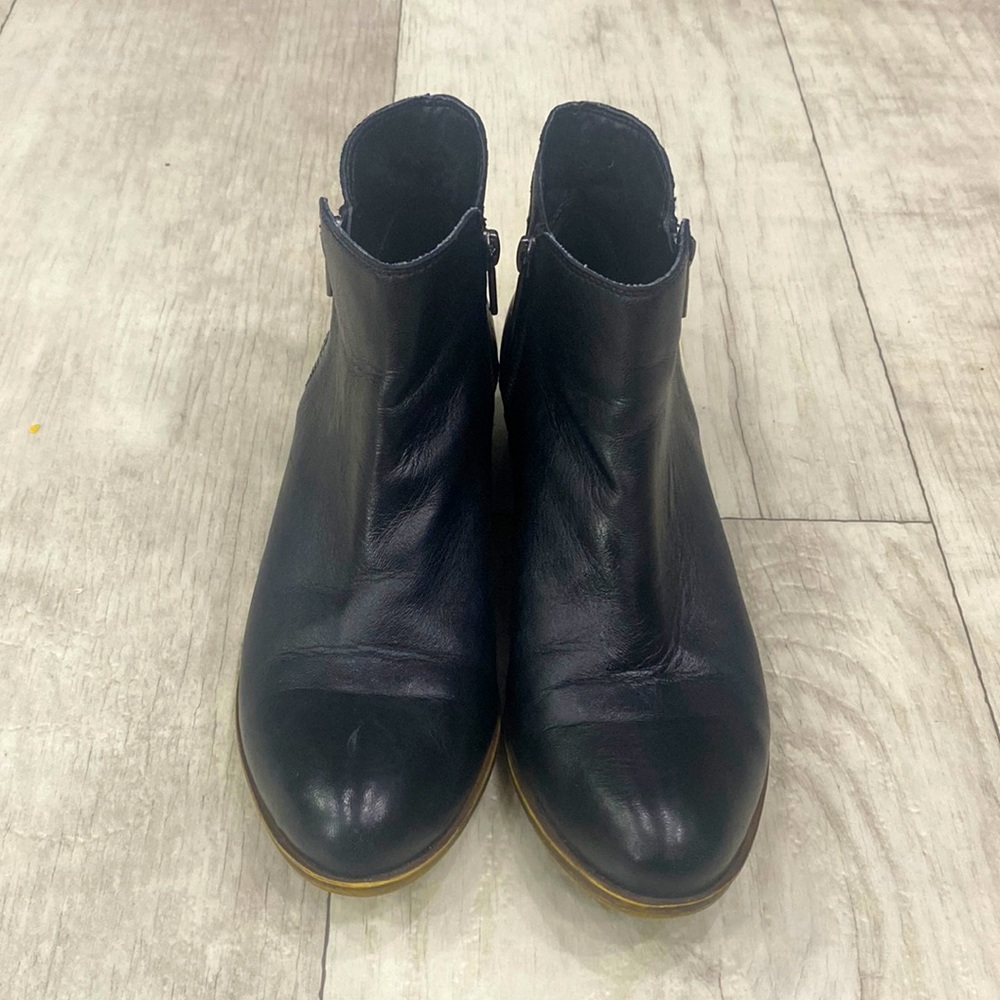Women’s Lucky Brand Booties Size 8M
